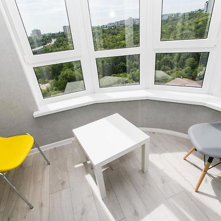 Apartament In Zona Centrala Si Parc Chişinau Exteriör bild